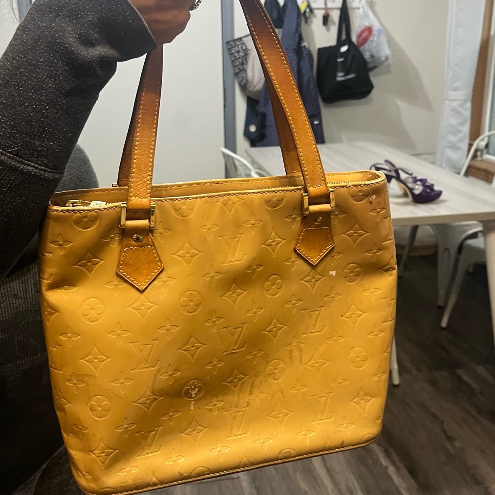 Authentic Vintage Louis Vuitton Vernis Houston Patent Leather Handbag